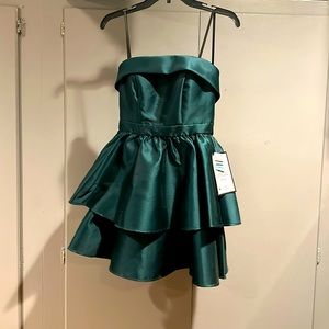 Green 5/6 B. Darlin dress